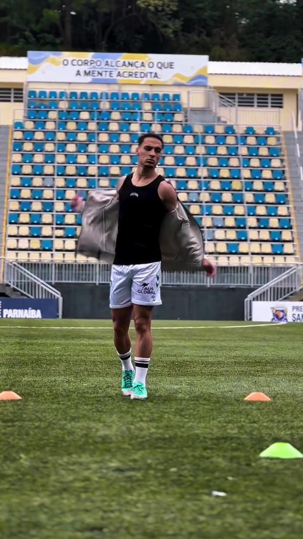 The holidays are still not relaxed! Anthony s social media posts offseason training video