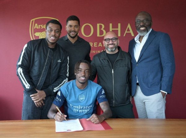 Mirror: Moskara and Maduaike did not go to Asia with the team, the former did not complete the transfer and the latter took a leave