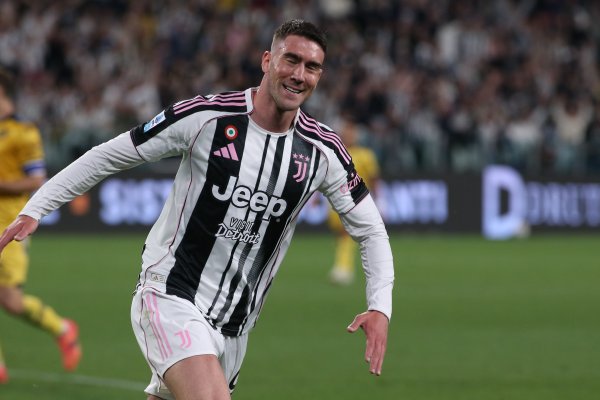 Milan: Hoylen s total price is as high as 45 million euros, Milan is still considering introducing Vlahovic