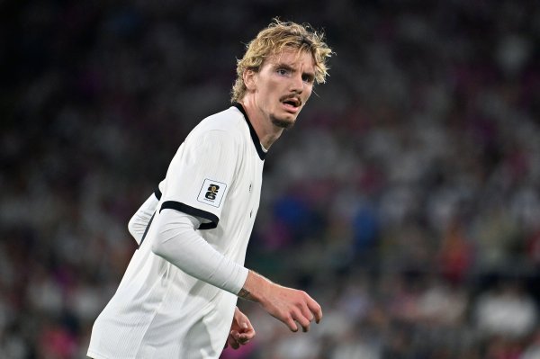 Harman: Newcastle is a more suitable choice for Waltermad than Bayern