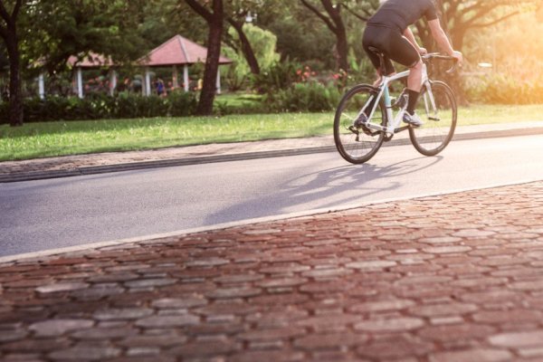 Enhance cardiopulmonary function and reduce the burden on the relationship. Riding a bicycle may be more beneficial than walking 4 reasons