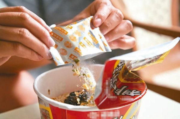 The liquid soup bags made from soaked noodles have a bad taste! Nikko Factory reveals: To restore the delicious food for the sake of loyalty