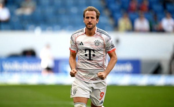 The fastest 100 goals in the five major leagues in the 21st century: Kane 104 games in Bundesliga, Ronaldo 105 games in La Liga 131 games in Serie A