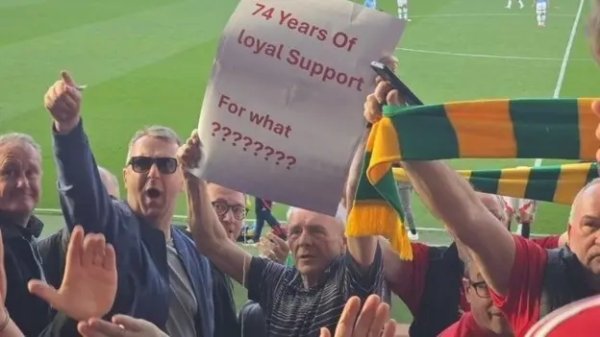 Manchester United old fans confessed helplessly: ticket prices rise when they say they rise, seats change when they say they change, Manchester United really doesn t like it