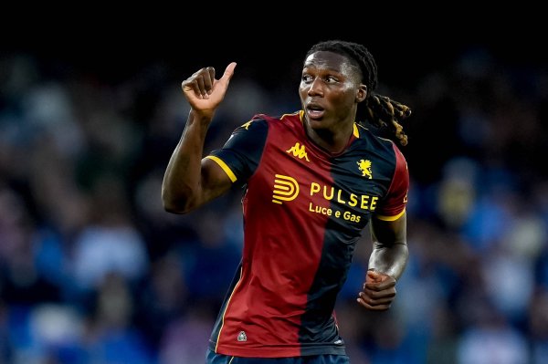 Genoa defender Coofe: Playing 