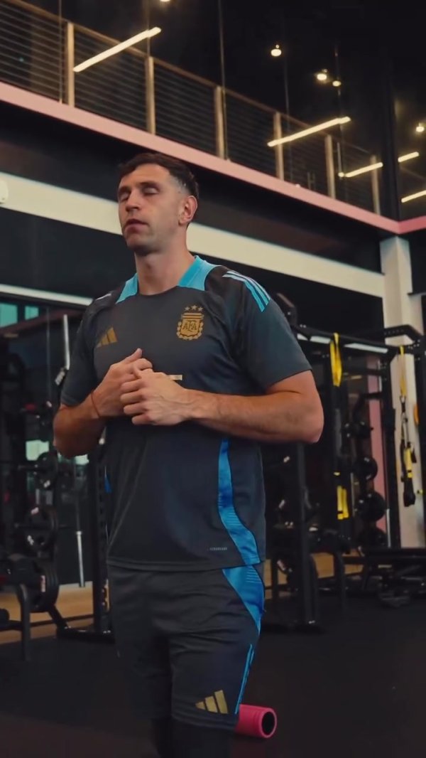 Practicing a new dance step to celebrate? Big Martin dances to entertain himself during training breaks