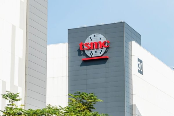AI demand is strong, US factory gross profit dilution reduced! JPMorgan maintains TSMC outperforms and maintains target price of NT$1,550